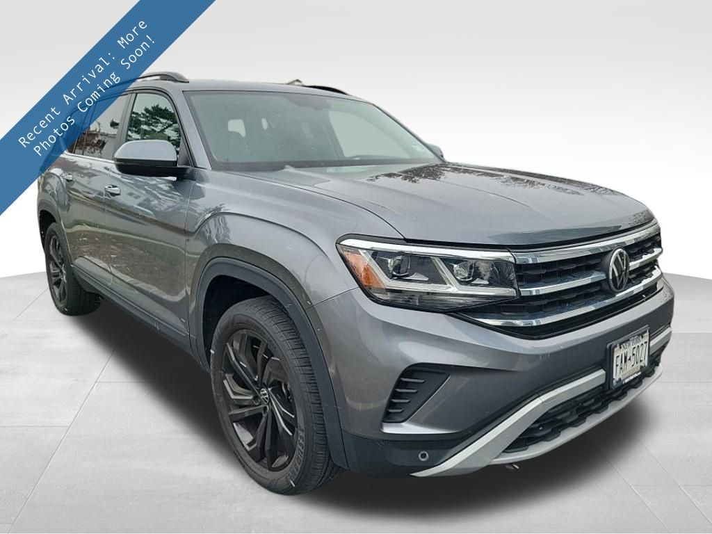2022 Volkswagen Atlas SE w/Tech's photo