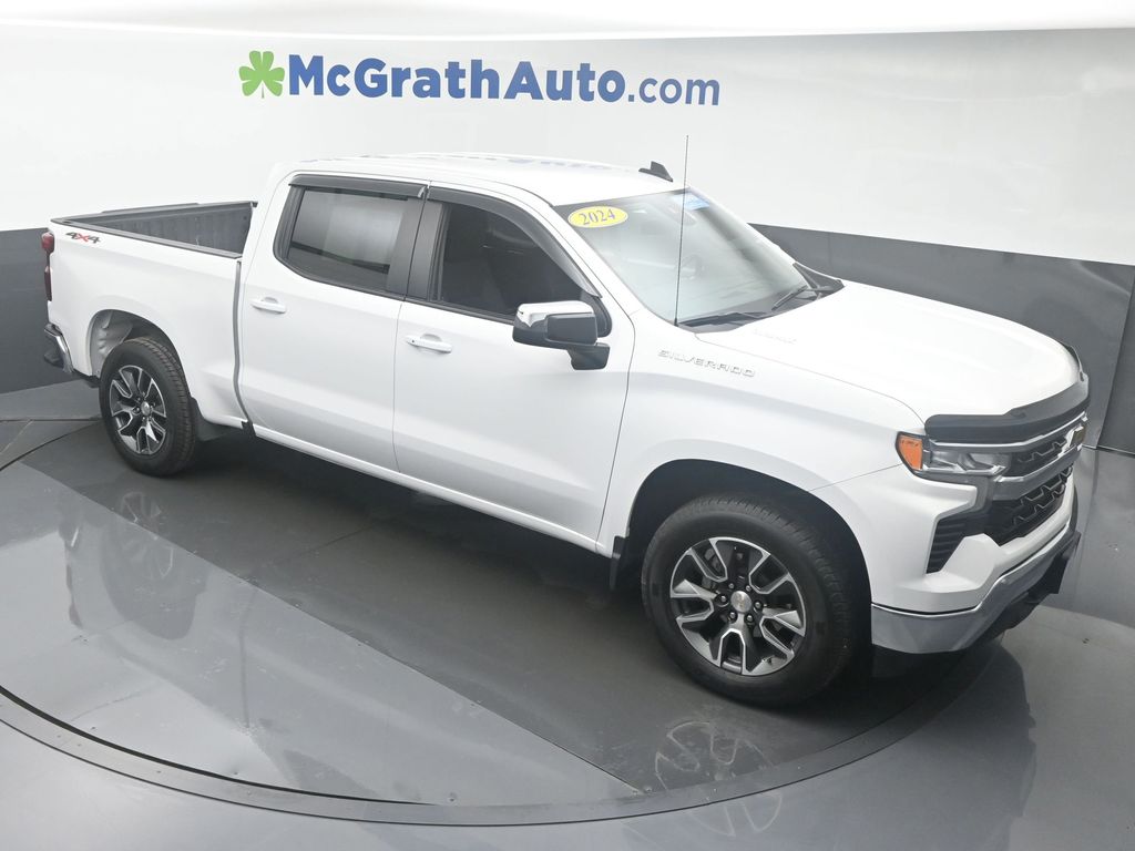 2024 Chevrolet Silverado 1500 LT photo 2