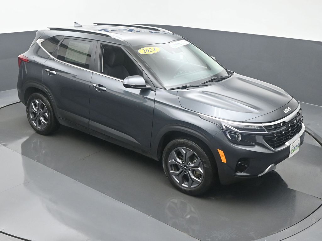 Used 2024 Kia Seltos S with VIN KNDEUCAA9R7580940 for sale in Dubuque, IA