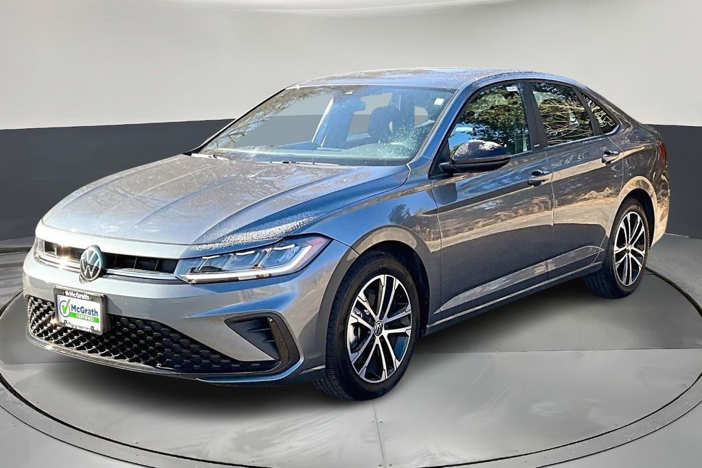 2025 Volkswagen Jetta 1.5T Sport photo 3