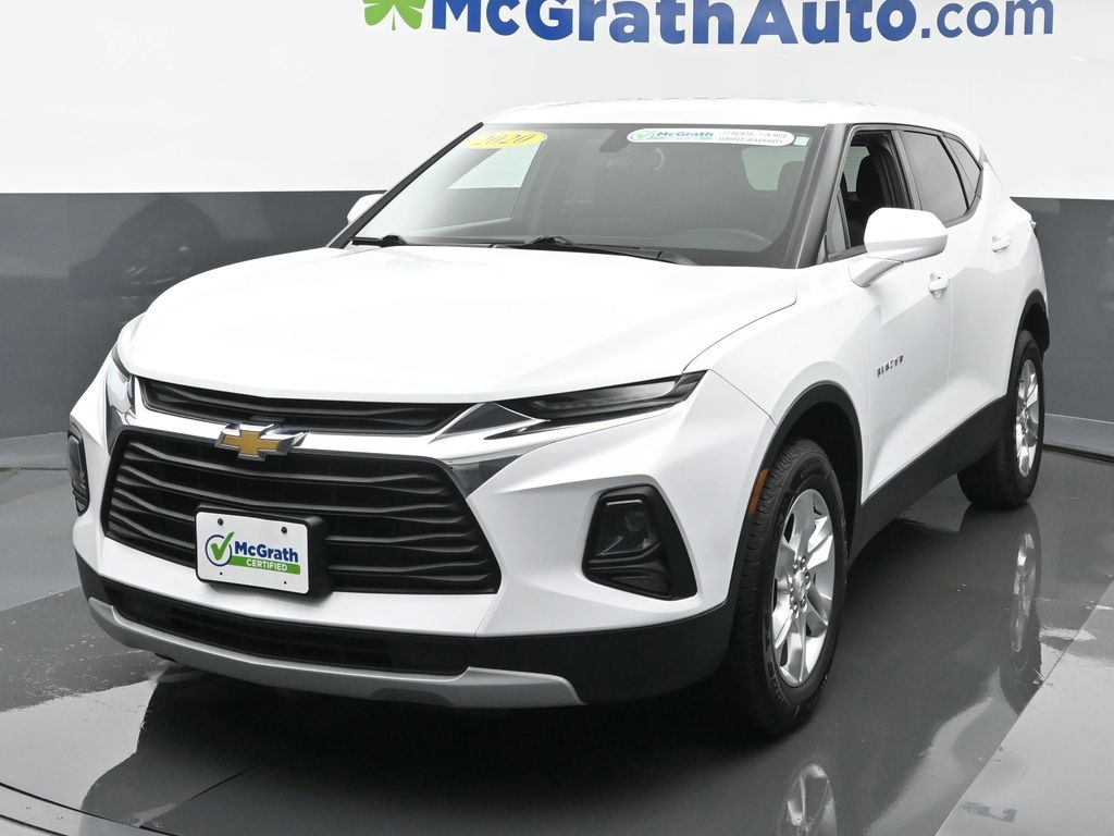 2020 Chevrolet Blazer 1LT photo 2