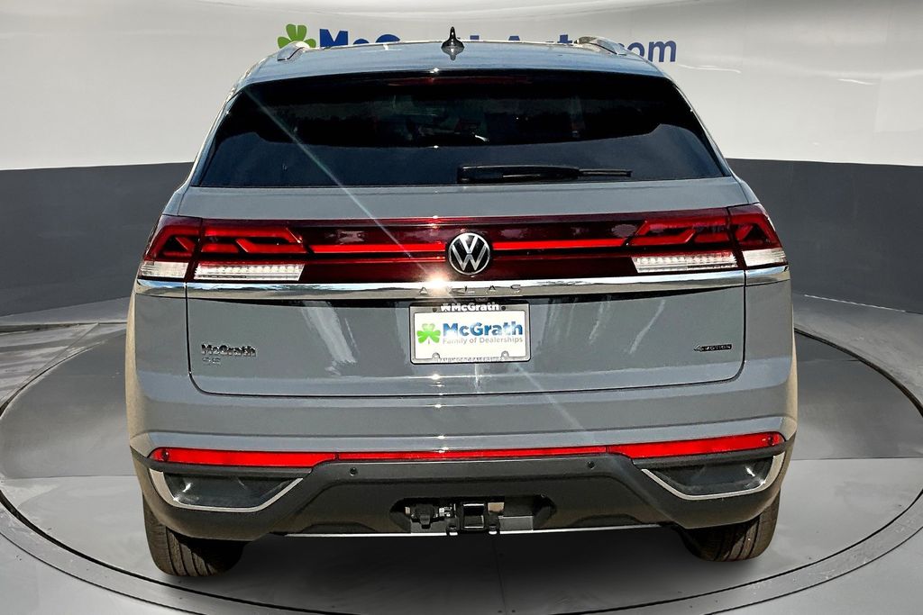 2026 Volkswagen Atlas Cross Sport SE Technology photo 4