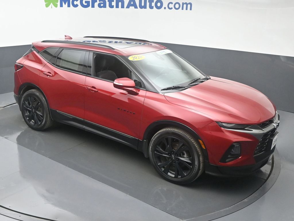 Used 2020 Chevrolet Blazer RS with VIN 3GNKBKRS7LS618004 for sale in Dubuque, IA