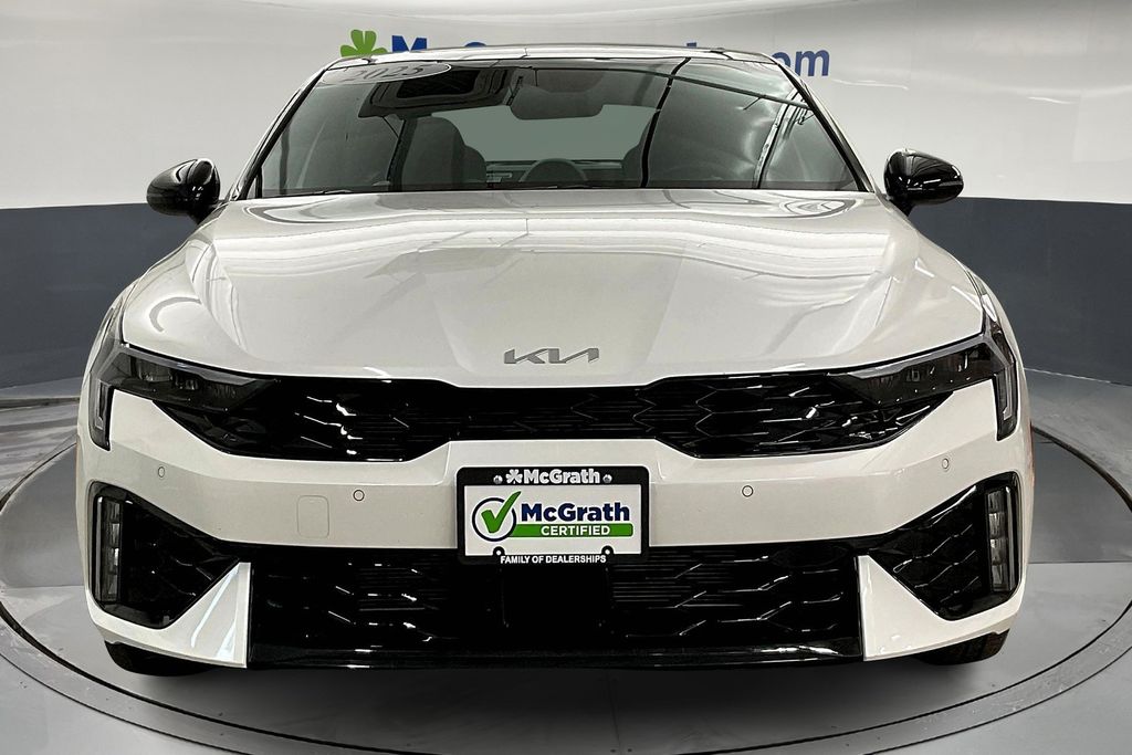 2025 Kia K5 GT-Line photo 2