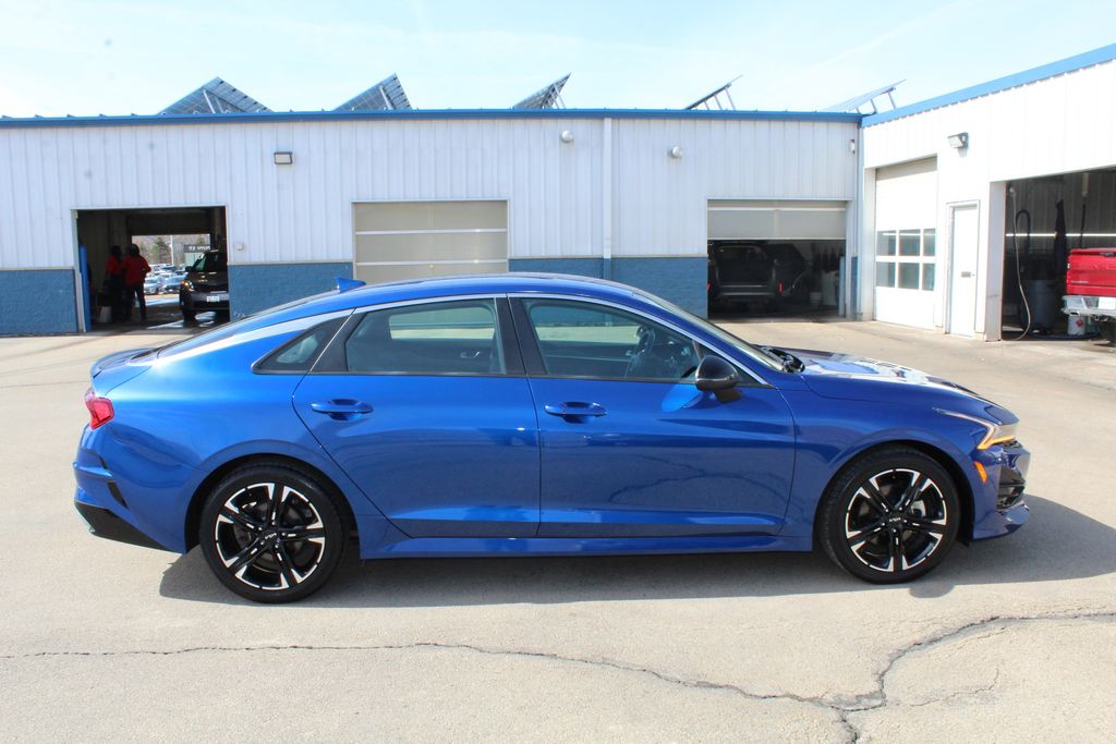 Used 2022 Kia K5 GT-Line with VIN 5XXG64J29NG093353 for sale in Dubuque, IA