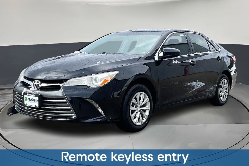 Used 2017 Toyota Camry XLE Sedan