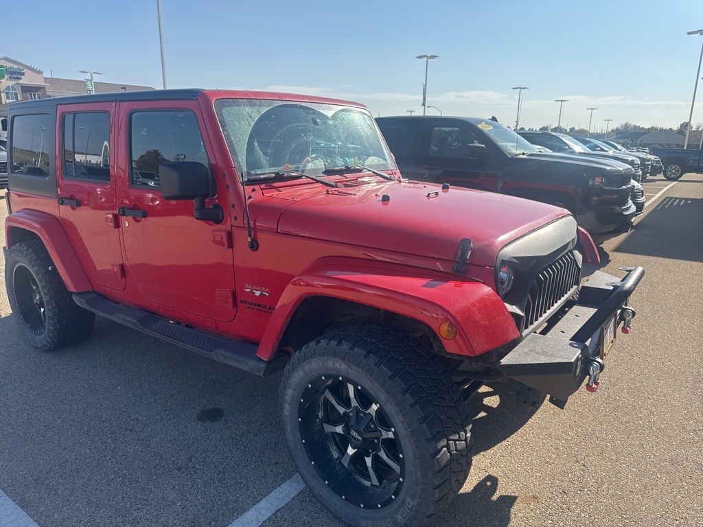 2017 Jeep Wrangler Unlimited Sahara photo 2