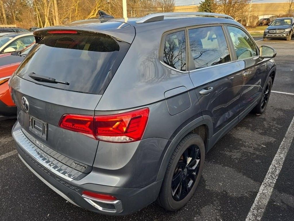 Used 2023 Volkswagen Taos 1.5T SE SUV