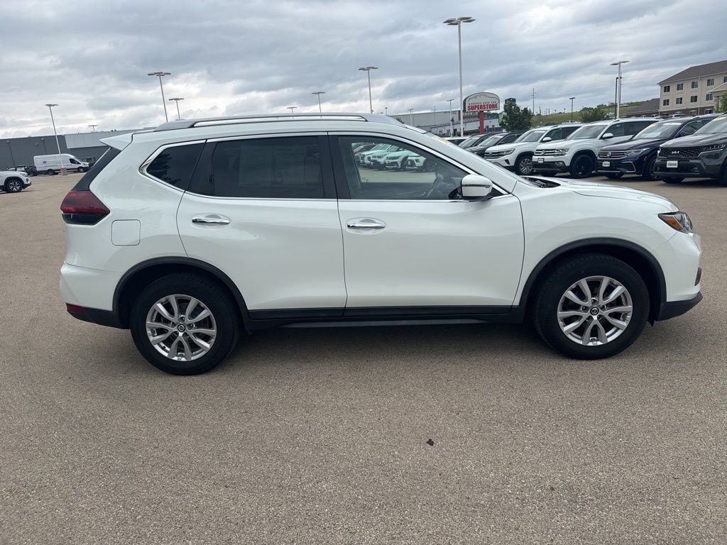 Used 2019 Nissan Rogue S with VIN KNMAT2MV0KP530699 for sale in Dubuque, IA
