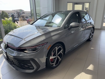 2025 Volkswagen Golf GTI 2.0T SE Hatchback