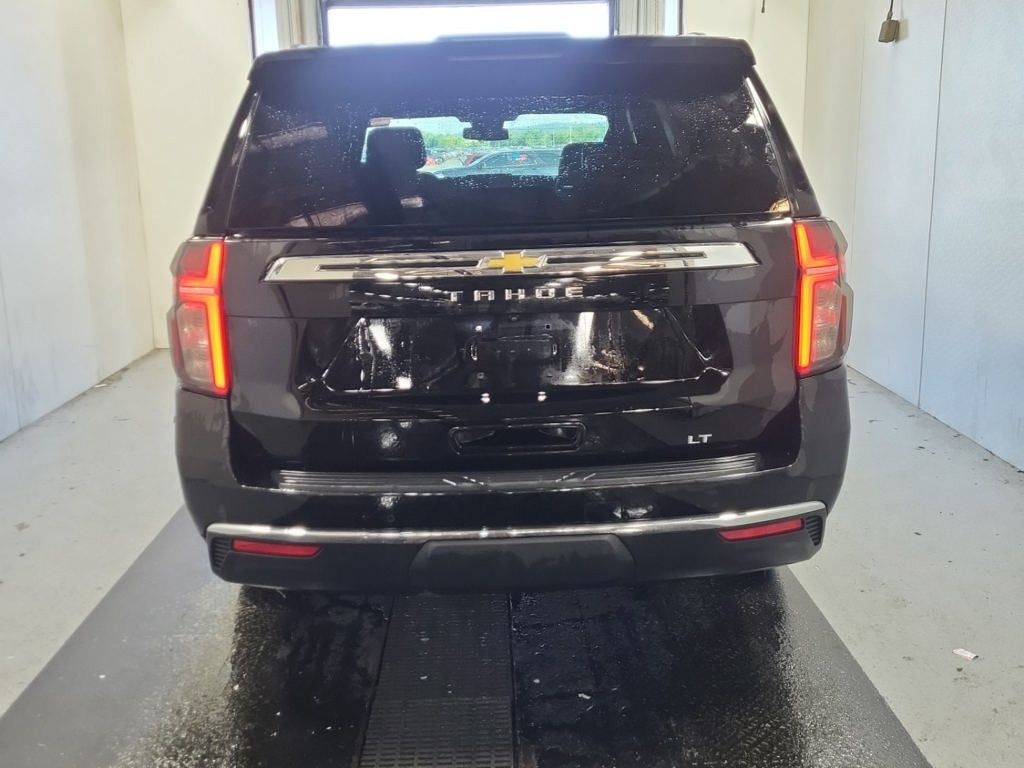 2023 Chevrolet Tahoe LT photo 2