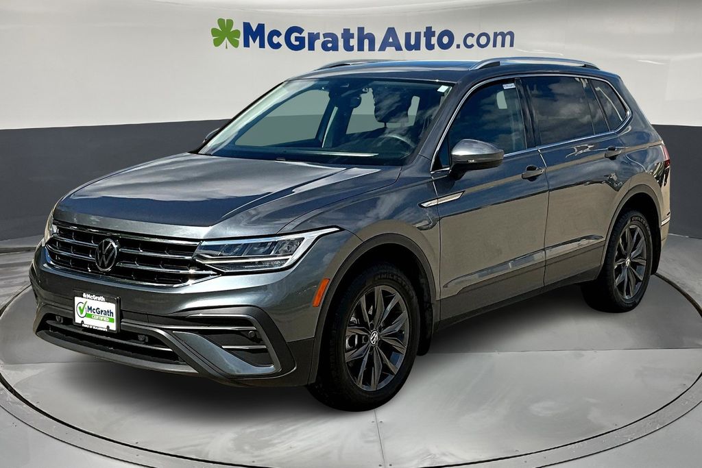 2022 Volkswagen Tiguan SE photo 3