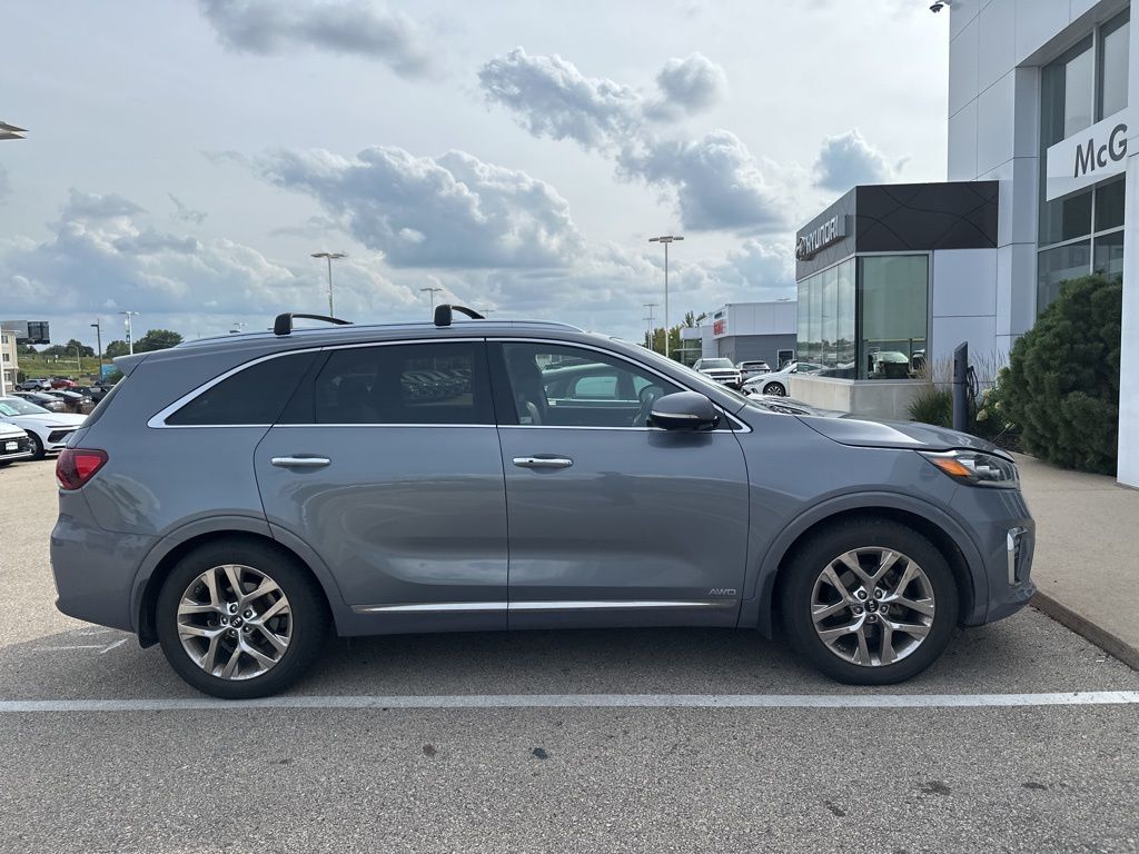 2019 Kia Sorento photo 2