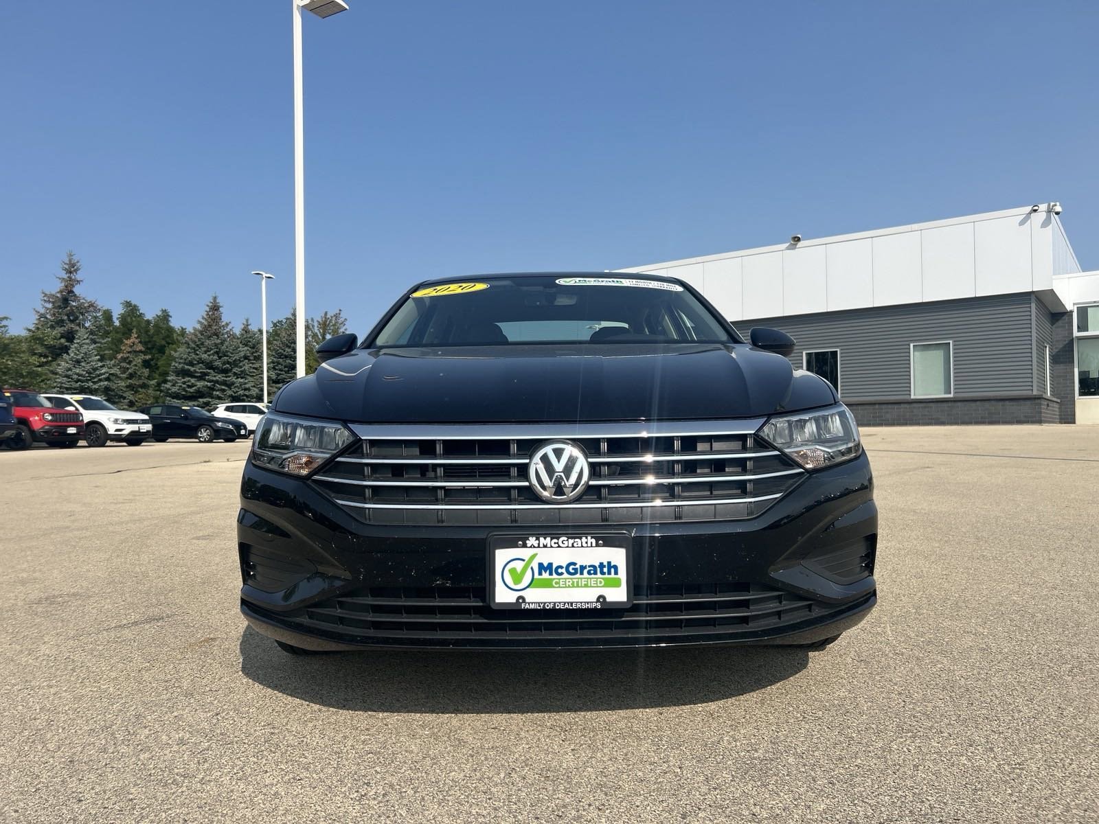 Used 2020 Volkswagen Jetta SE with VIN 3VWC57BU1LM087686 for sale in Dubuque, IA