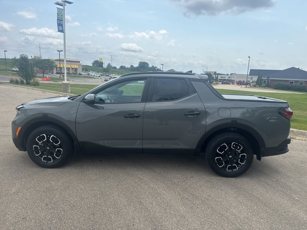 2023 Hyundai Santa Cruz SEL photo 2