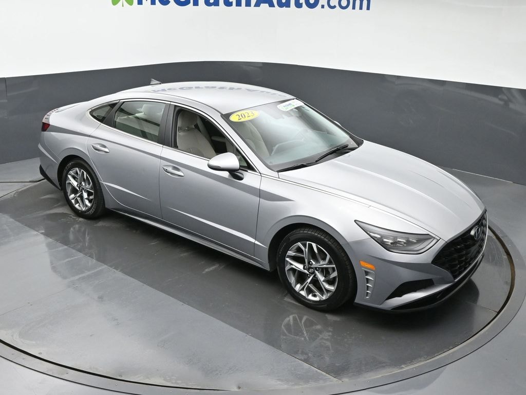 Used 2023 Hyundai Sonata SEL Sedan
