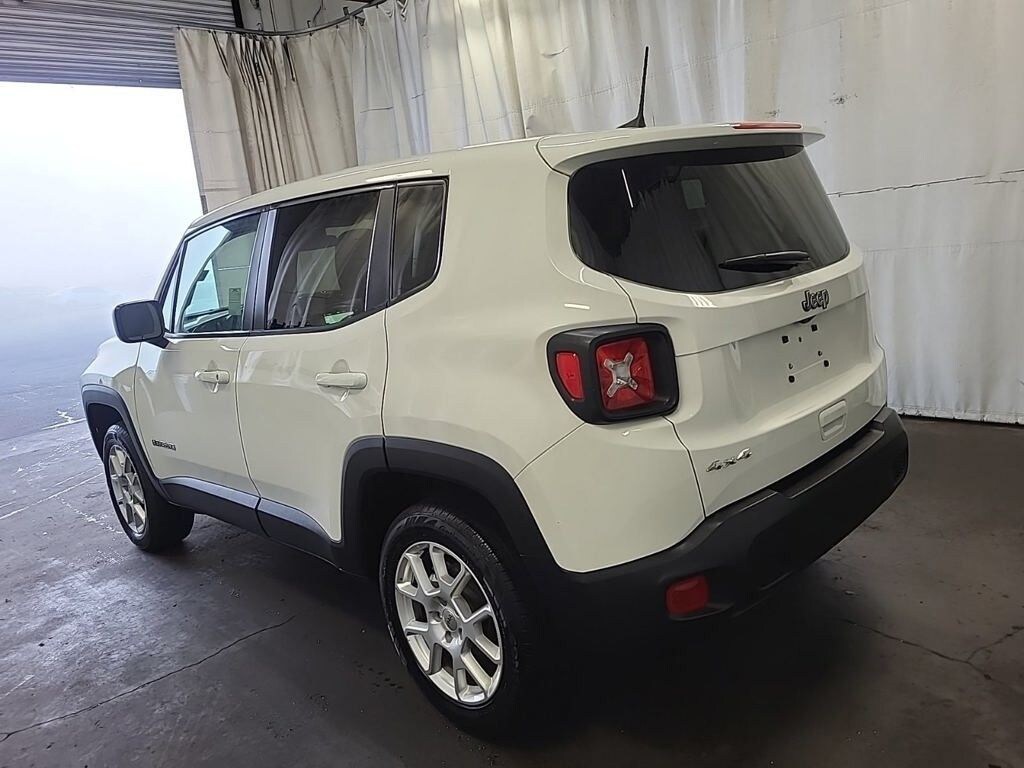 Used 2023 Jeep Renegade Latitude SUV