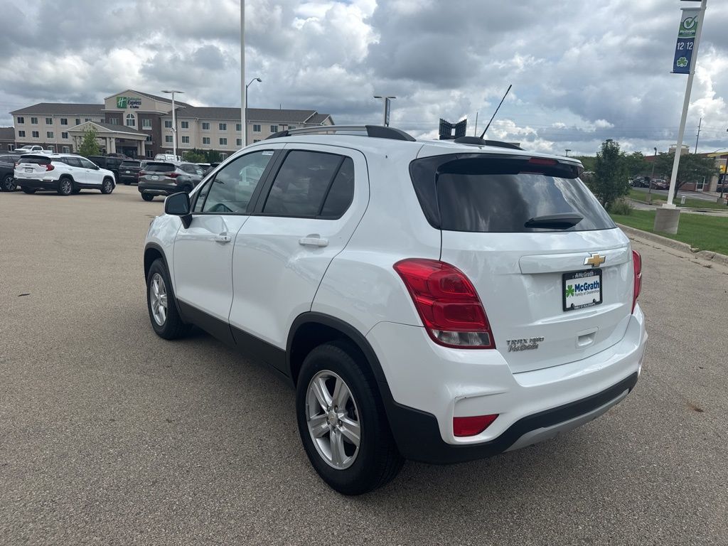 2022 Chevrolet Trax LT photo 3