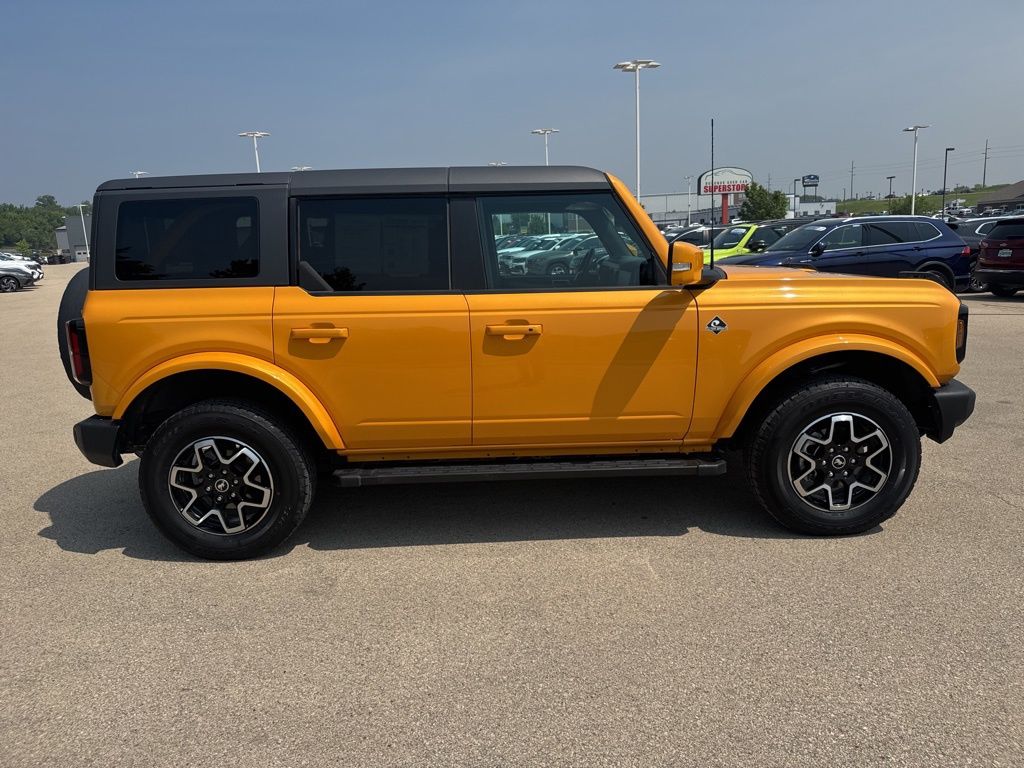 Used 2022 Ford Bronco 4-Door Outer Banks with VIN 1FMDE5DH1NLA99378 for sale in Dubuque, IA