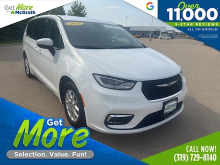 2023 Chrysler Pacifica Touring L Van Passenger Van