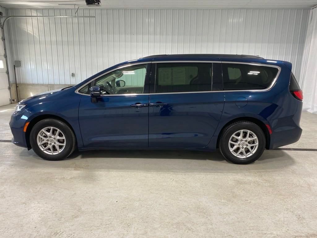 Used 2022 Chrysler Pacifica Touring L with VIN 2C4RC1BG7NR234115 for sale in Alpena, MI