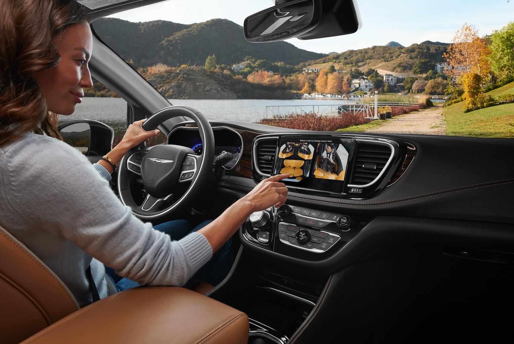 2021 Chrysler Pacifica Tech