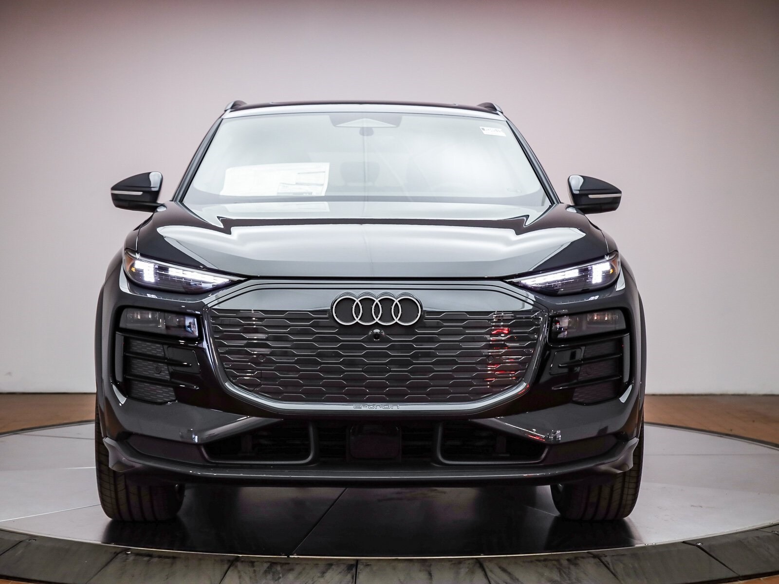 2025 Audi Q6 E-tron Premium Plus photo 2