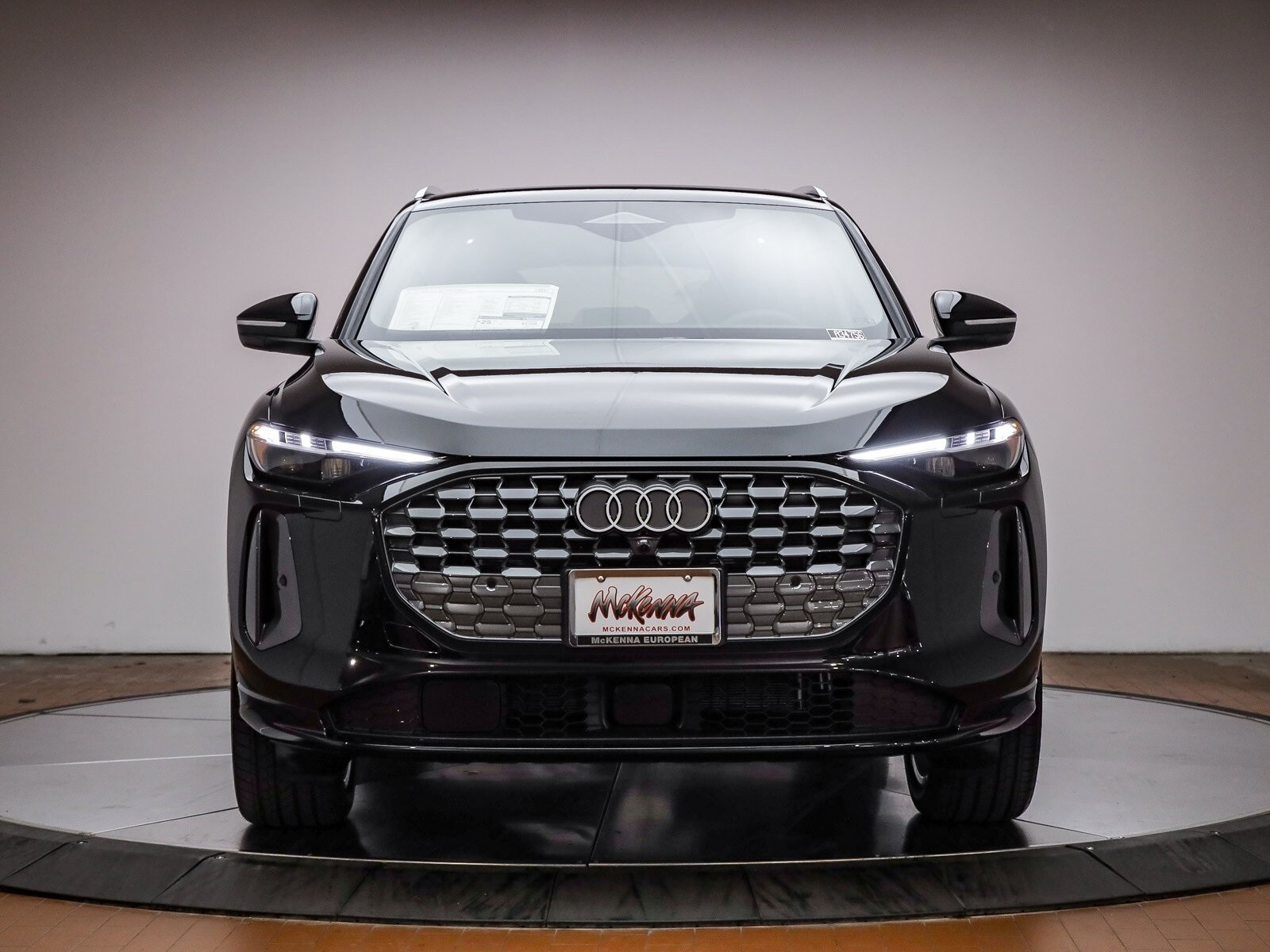 2025 Audi Q5 2.0T Premium Plus photo 2