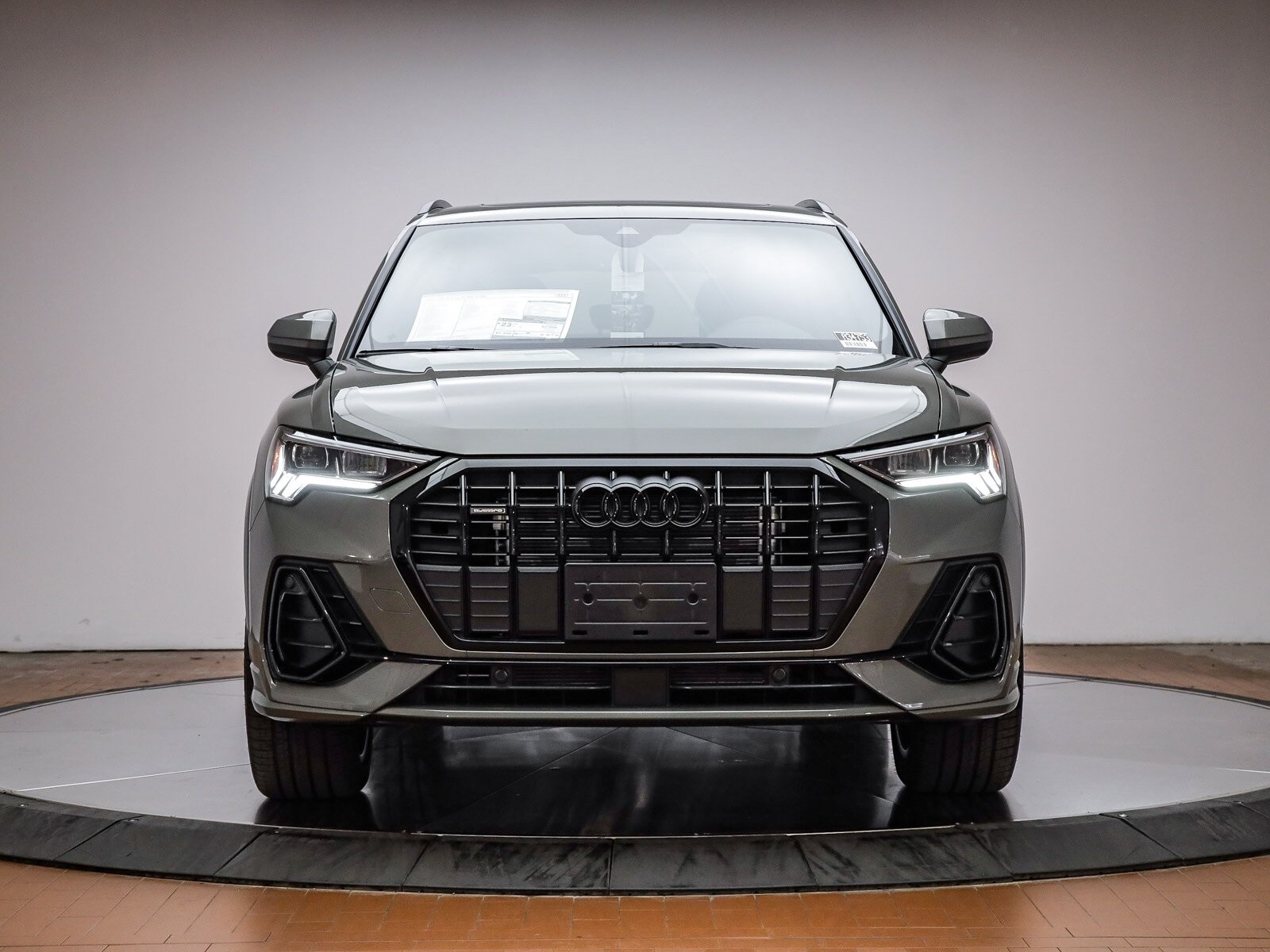 2025 Audi Q3 45 TFSI S line Premium photo 2