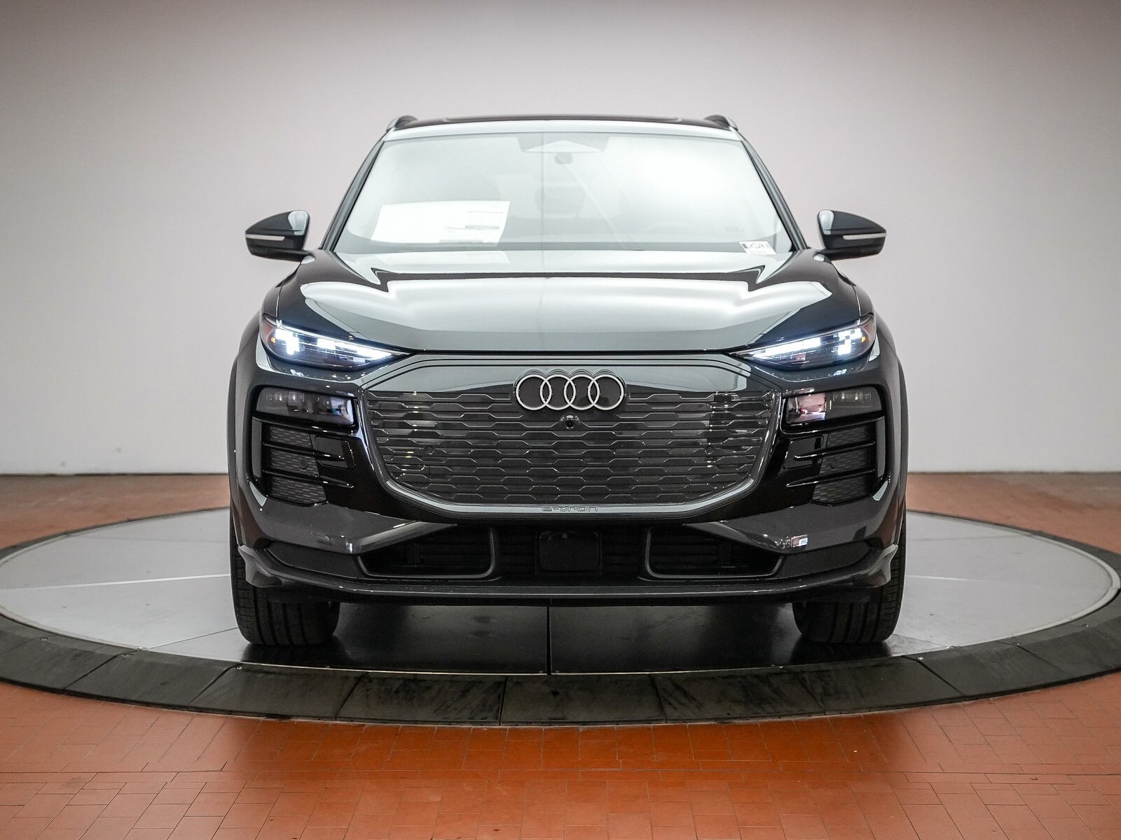 2025 Audi Q6 E-tron Premium Plus photo 2
