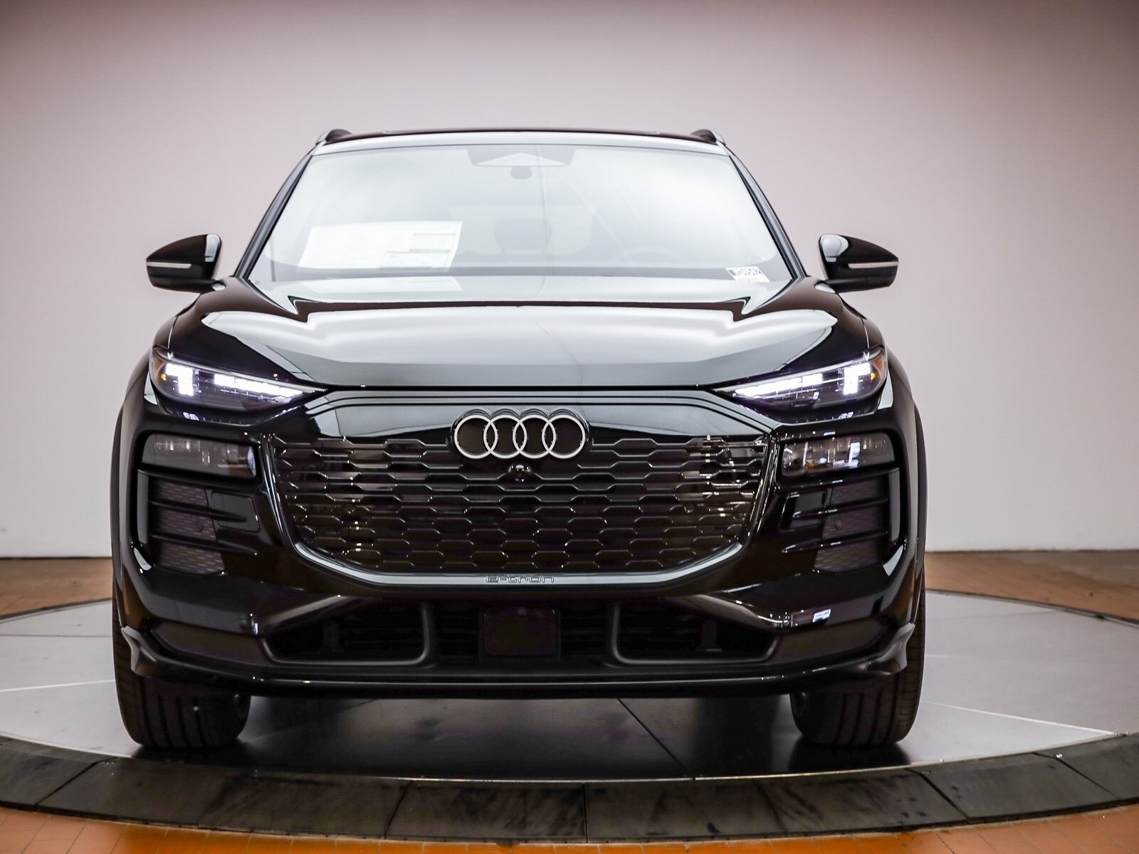 2025 Audi Q6 E-tron Premium Plus photo 2