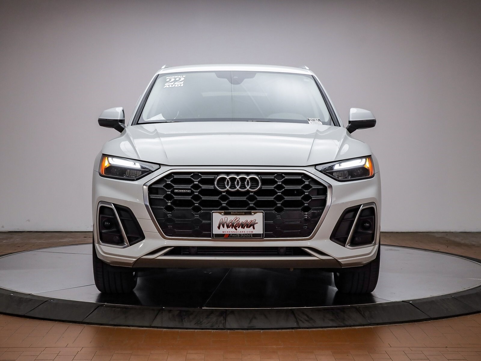 2022 Audi Q5 45 S line Premium photo 2