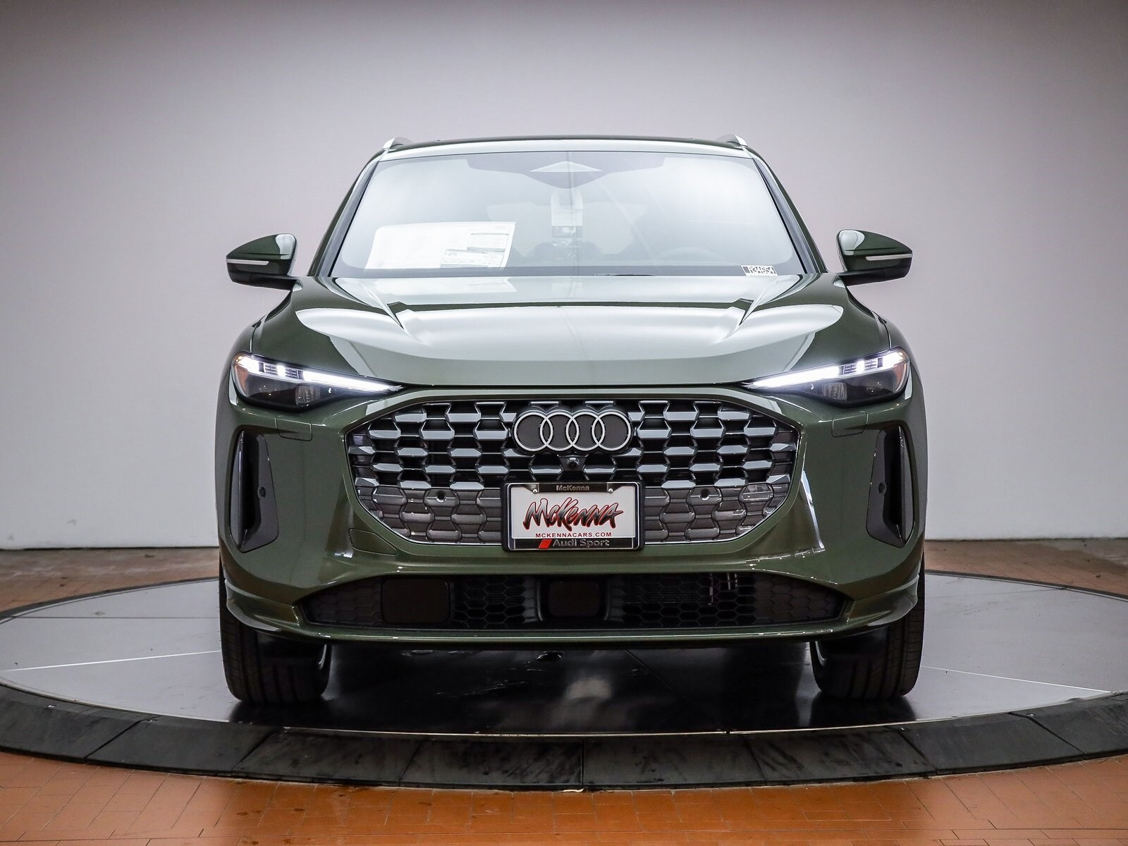 2025 Audi Q5 Premium Plus photo 2
