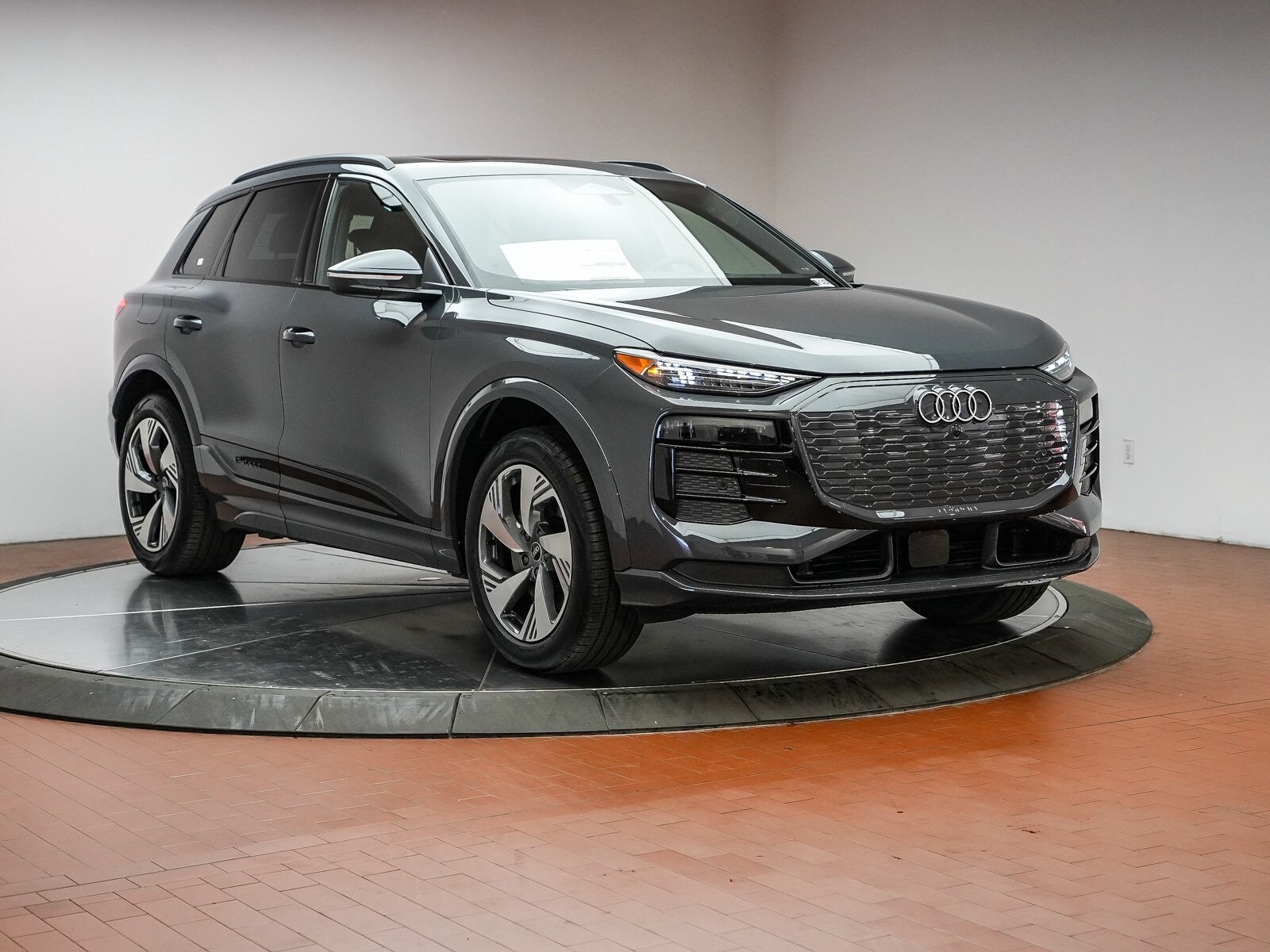 2025 Audi Q6 E-tron Premium Plus photo 3
