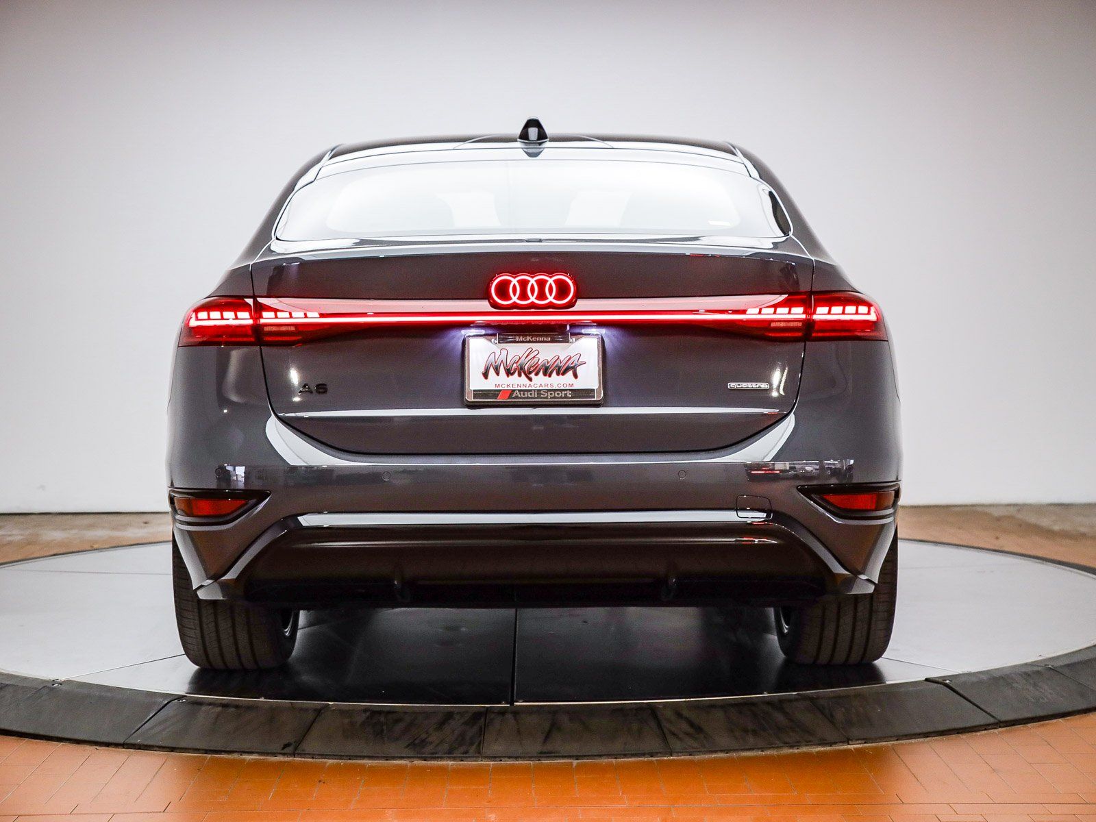 2025 Audi A6 Sportback e-tron Premium Plus - Photo 9