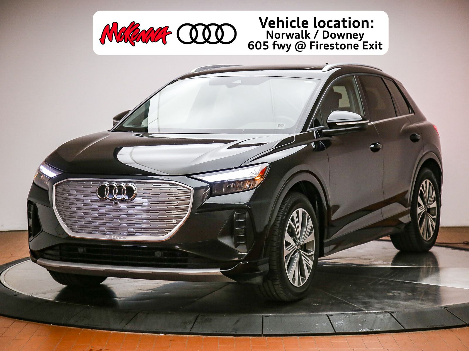 2023 Audi Q4 e-tron 40 Premium's photo