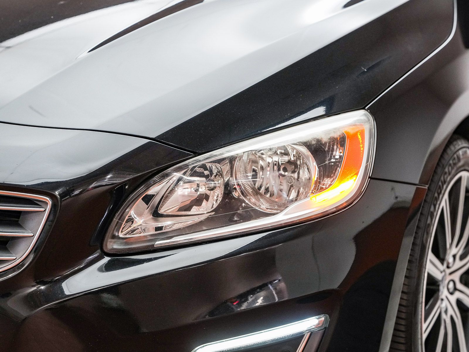 2016 Volvo S60 Inscription T5 photo 3