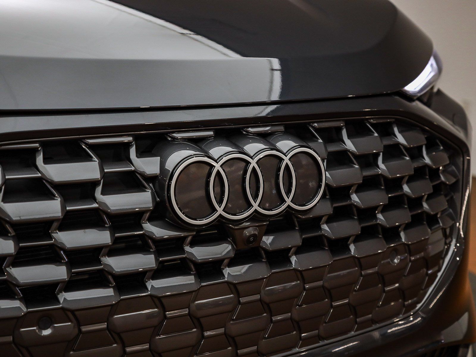 2025 Audi Q5 2.0T Premium Plus photo 5