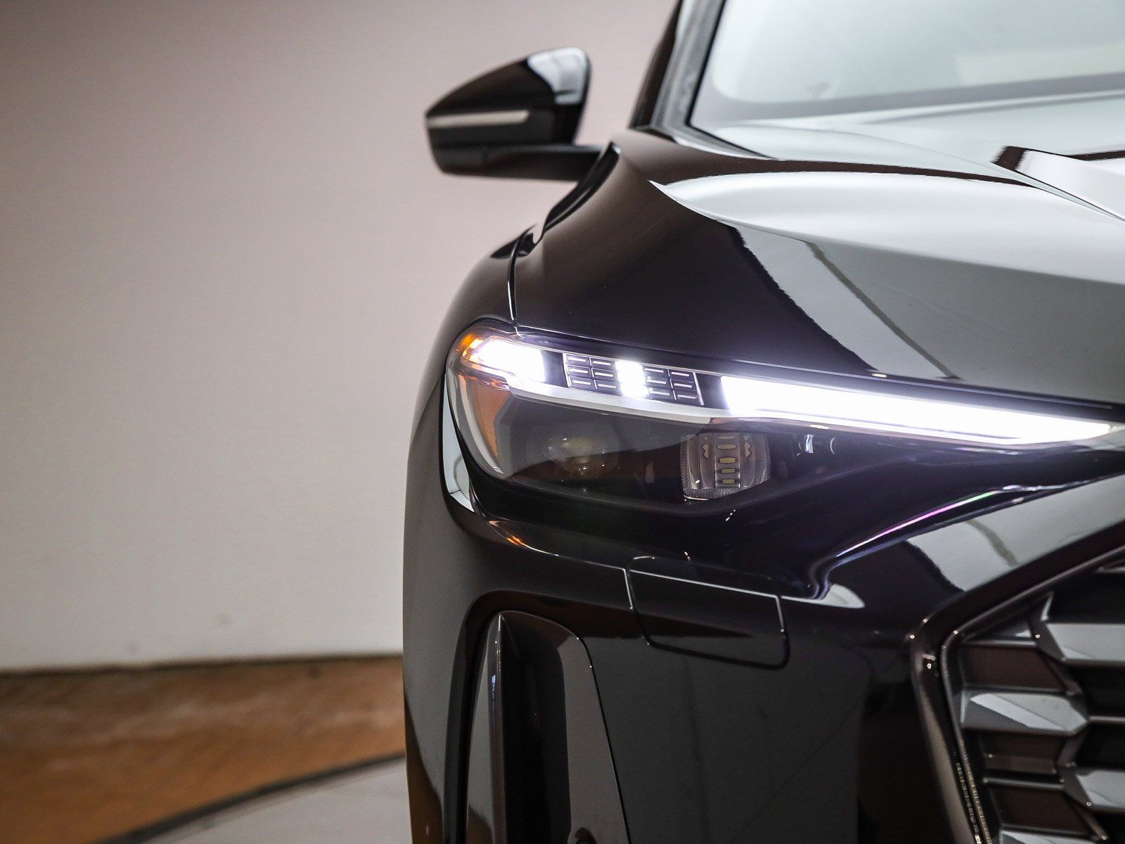 2025 Audi Q5 2.0T Premium Plus photo 4