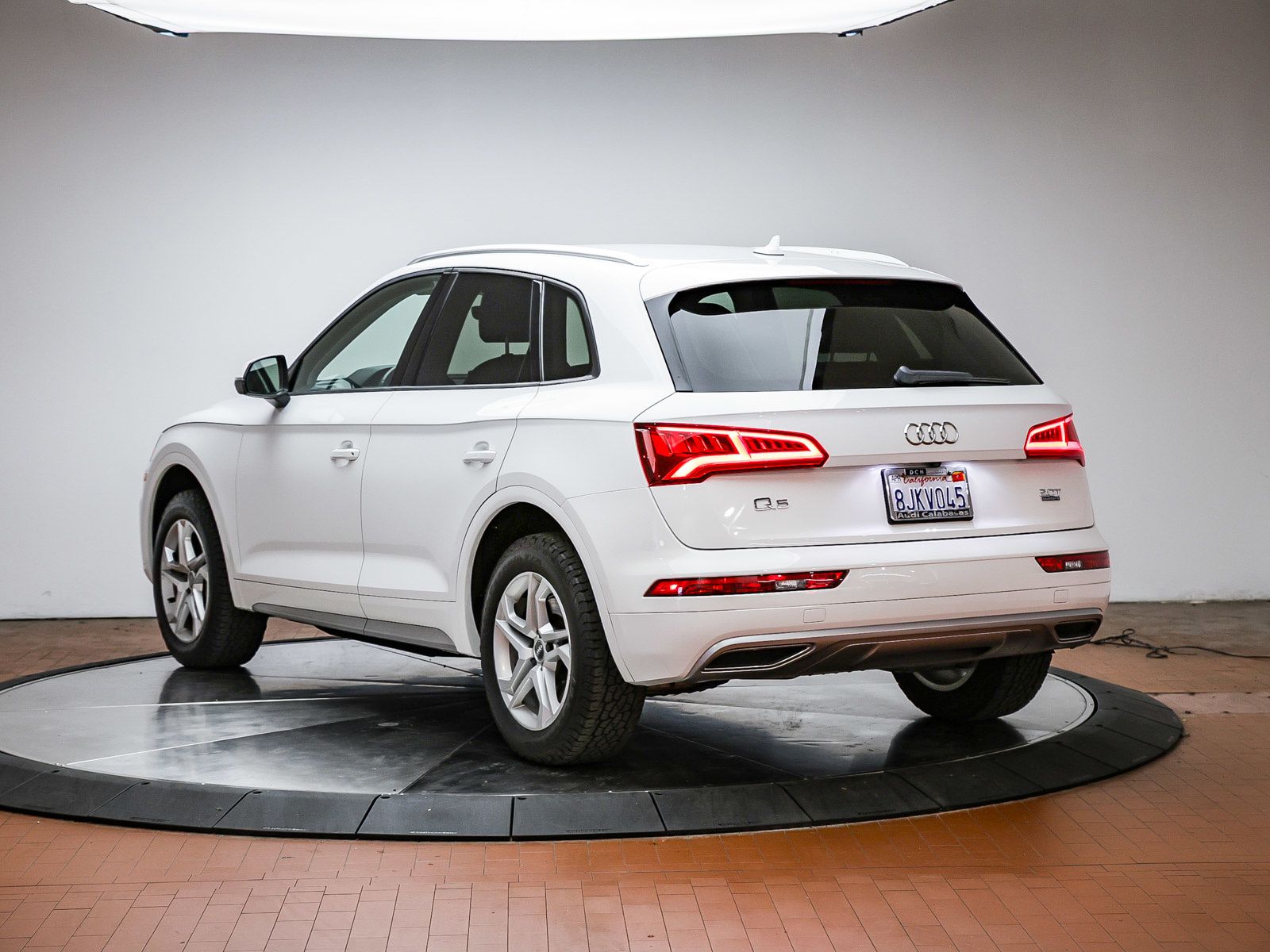 Used 2018 Audi Q5 Premium with VIN WA1ANAFY1J2132628 for sale in Norwalk, CA