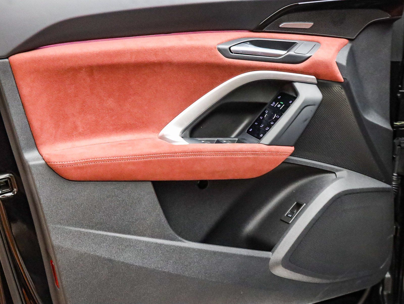 2025 Audi SQ5 Premium Plus - Photo 22