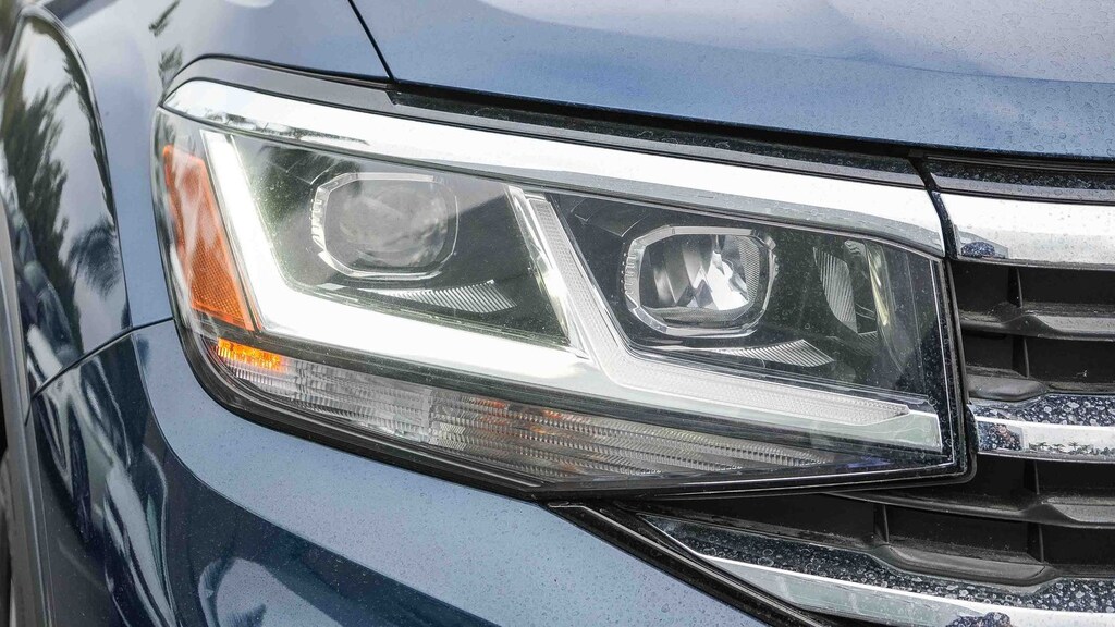 Used 2023 Volkswagen Atlas 3.6L V6 SE w/Technology SUV