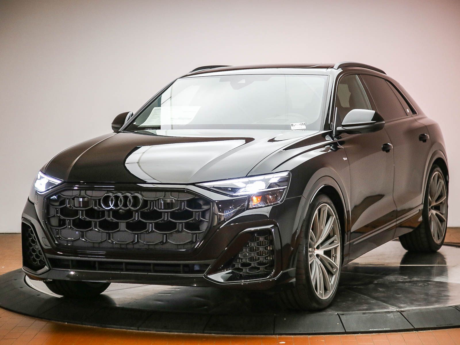 2026 Audi Q8 55 Prestige Tiptonic quattro's photo