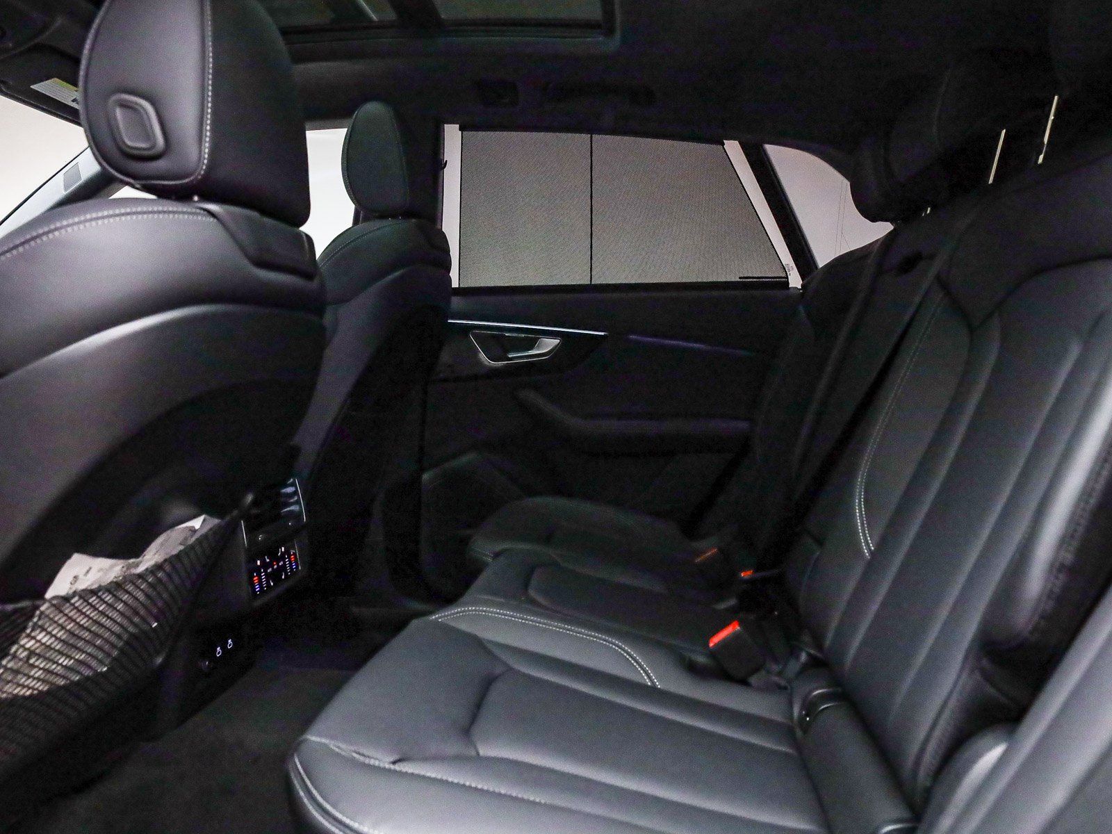 2026 Audi Q8 Prestige - Photo 21