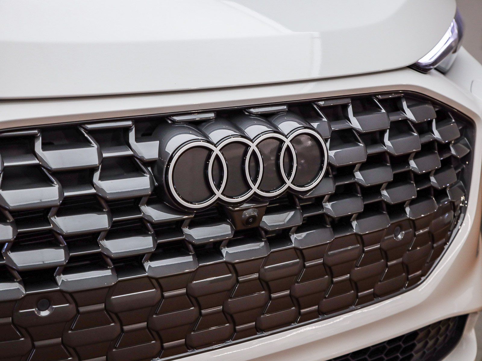 2025 Audi Q5 2.0T Premium Plus photo 5