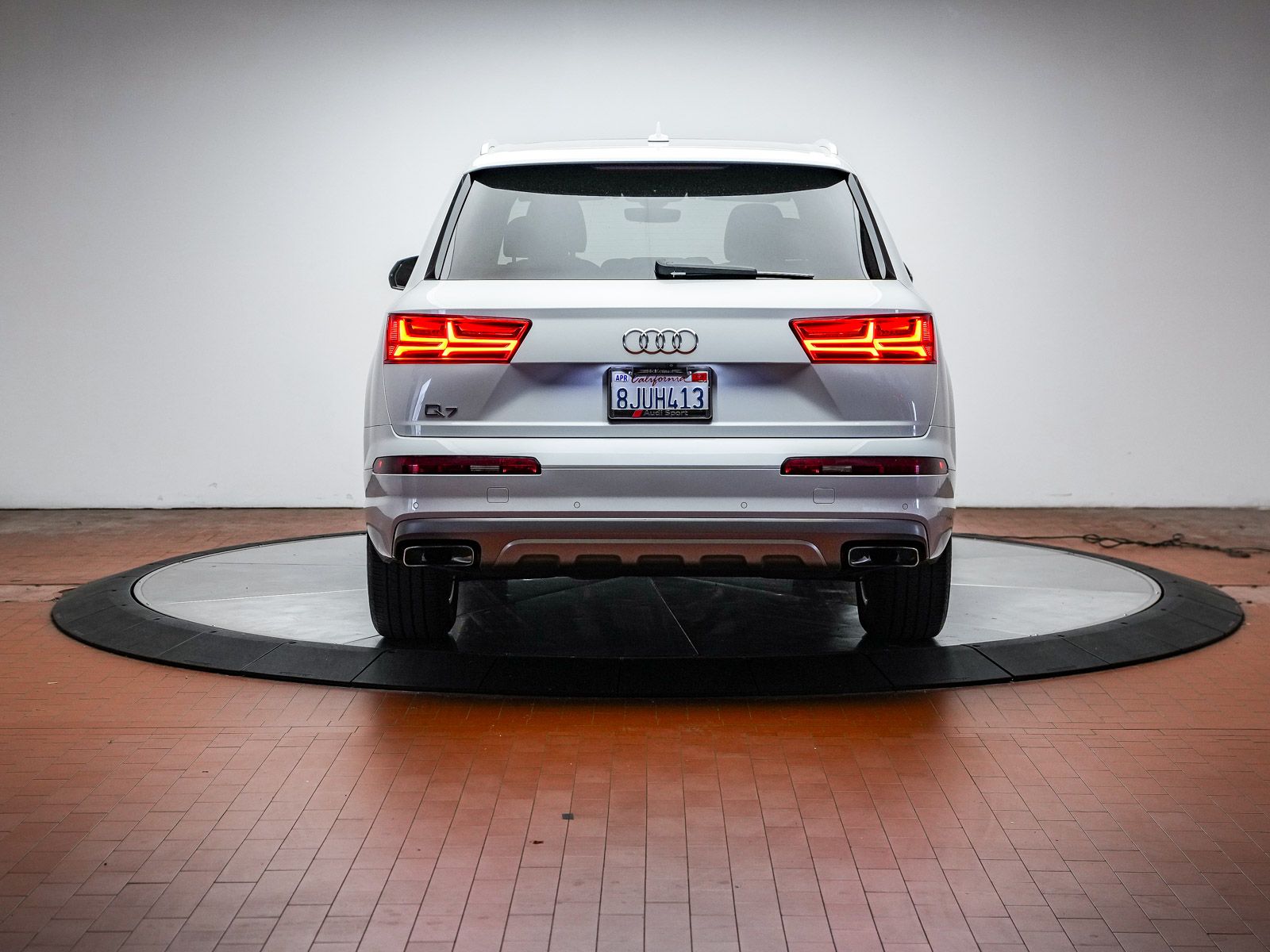 2019 Audi Q7 55 Premium photo 2