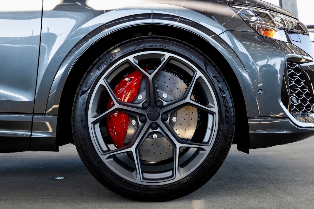 New 2026 Audi RS Q8 4.0T SUV