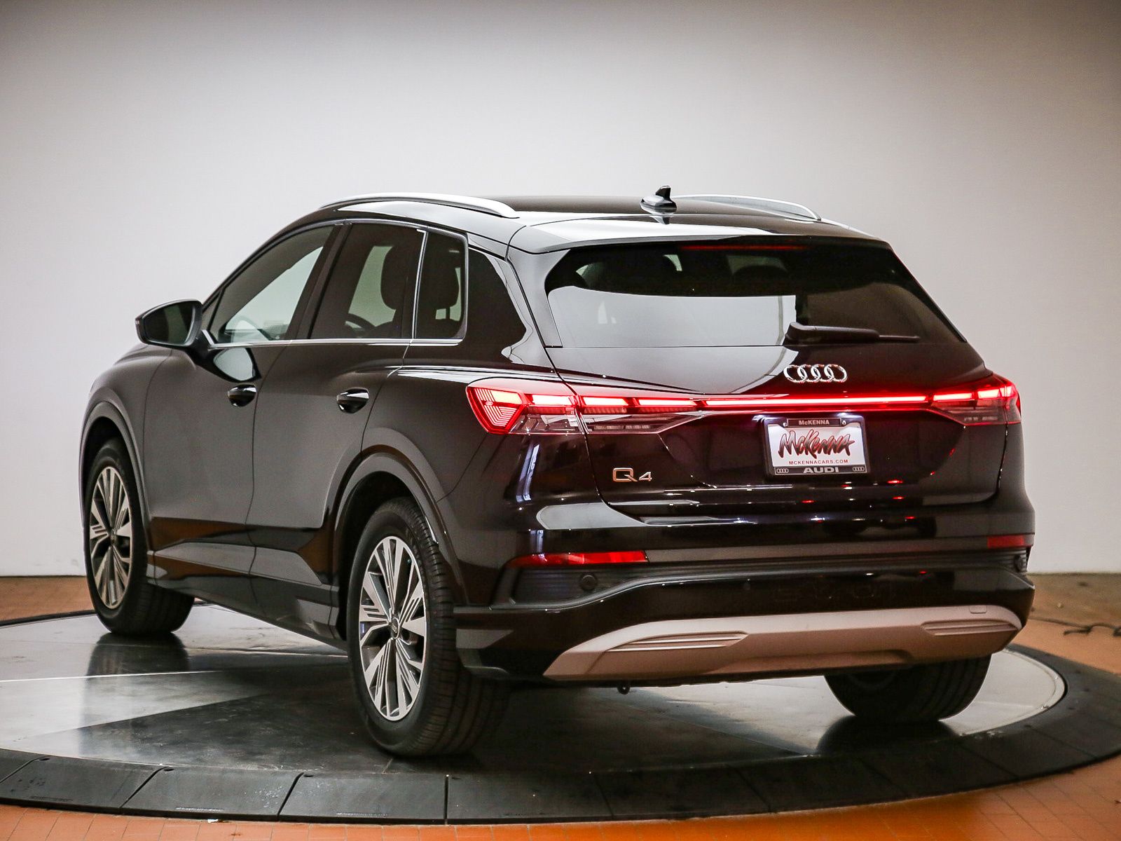 Used 2023 Audi Q4 e-tron Premium with VIN WA1ACBFZ2PP032344 for sale in Norwalk, CA