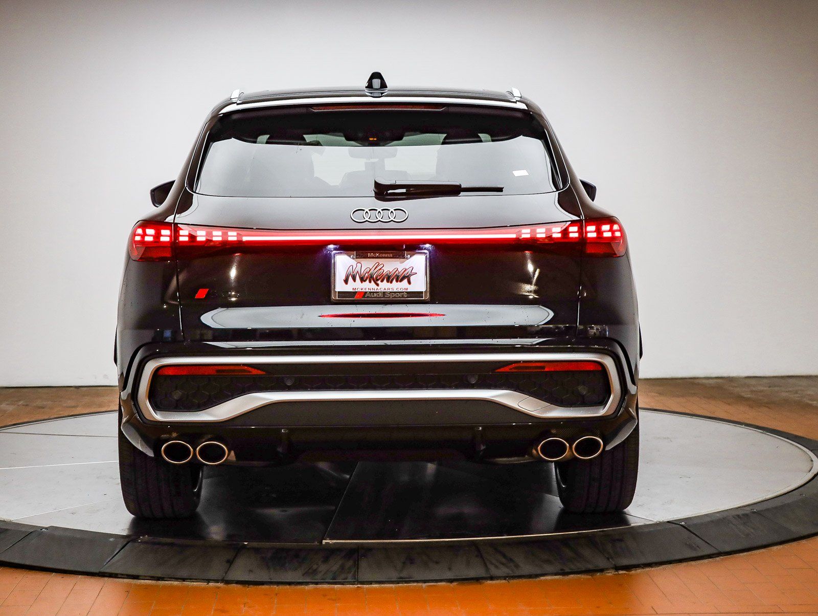 2025 Audi SQ5 Premium Plus - Photo 9