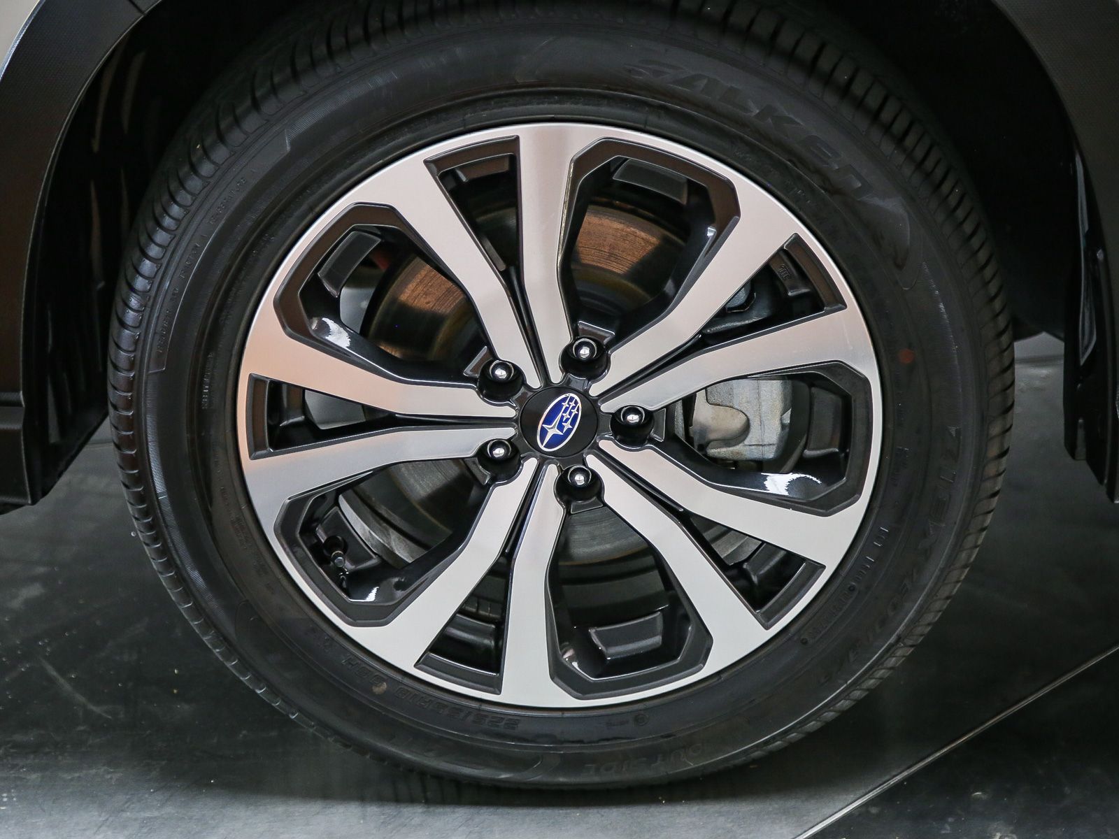 2024 Subaru Forester Limited - Photo 10